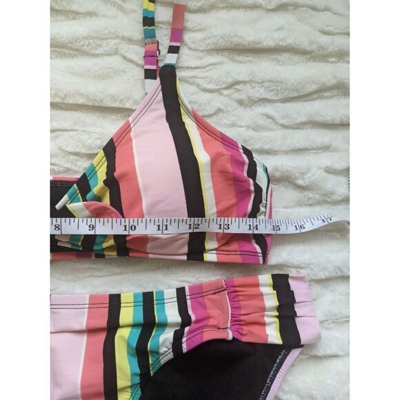 Kenneth Cole Striped Bikini Set Sz 8 | Flattering Mid-Rise Swim Essential - Picture 10 of 10